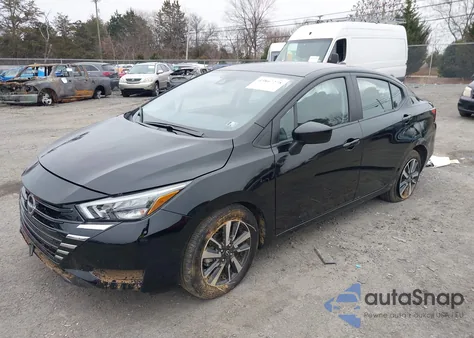 2025 Nissan Versa 1.6 Sv из США, поврежденный, VIN 3N1CN8EV5SL827826